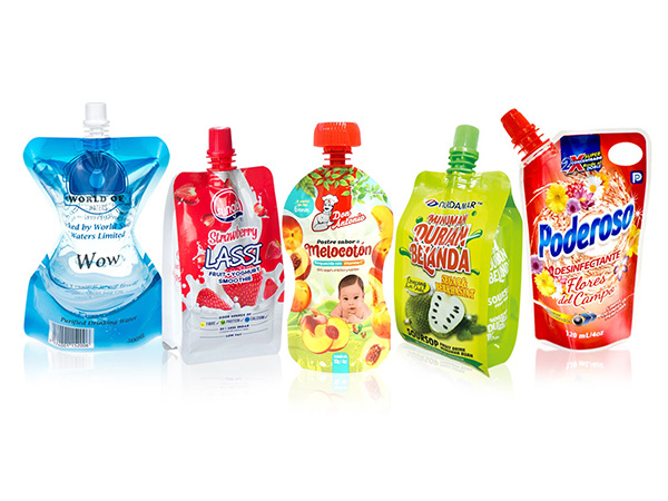 Sachets à bouchon / Sachets à bec verseur